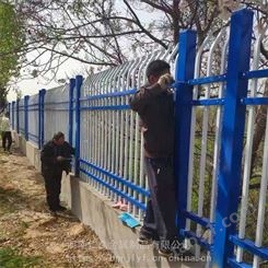 许昌工地护栏 铁艺围墙栅栏 厂区庭院围墙护栏 方管绿化护栏
