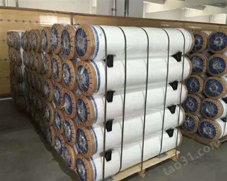 宝龙泰厂家生产应用广泛的牧草网 打捆机网 捆草网