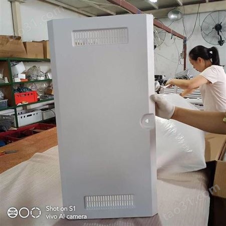 注塑塑料家居异型材AB更衣柜配件板材质设 计开模订制上海一 东塑料制品工厂家