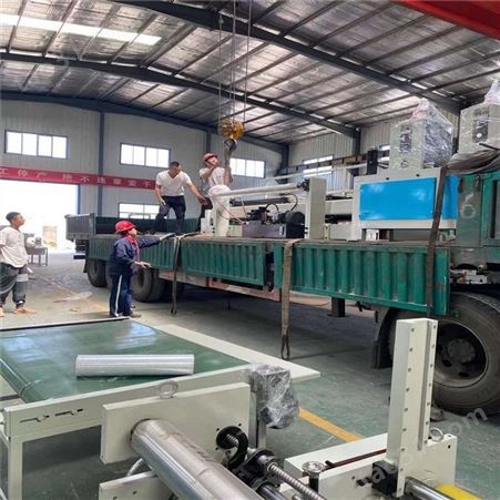 纸护角机械厂济南成东机械 护角设备可生产护角条弧度可设置 灵活定制降低成本