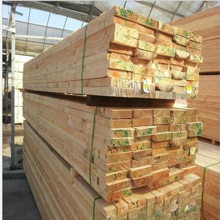 呈果木业建筑木方材质多种辐射松建筑木方批发量大从优
